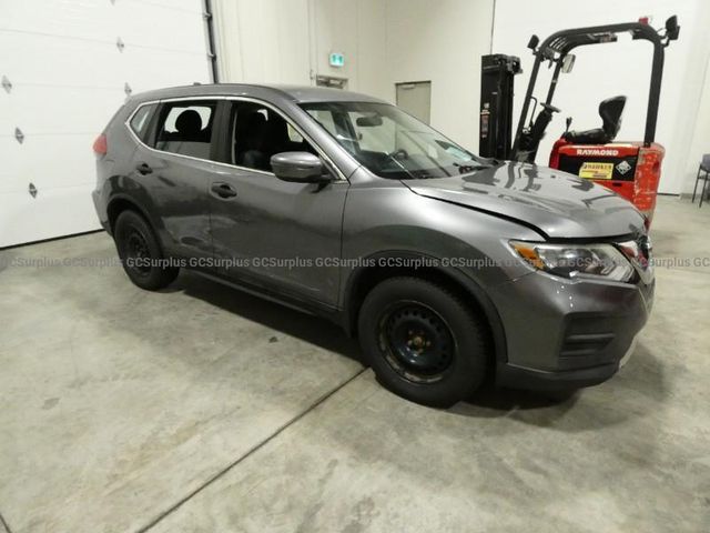 2017 Nissan Rogue AWD (67,941 km) — photo 1