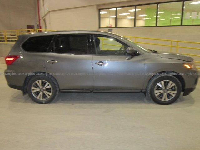 2017 Nissan Pathfinder S 4WD