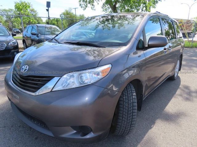 2013 Toyota Sienna