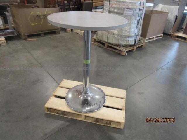 Round Table