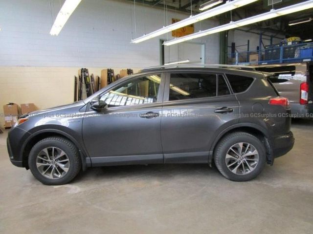 2018 Toyota RAV4 Hybrid LE