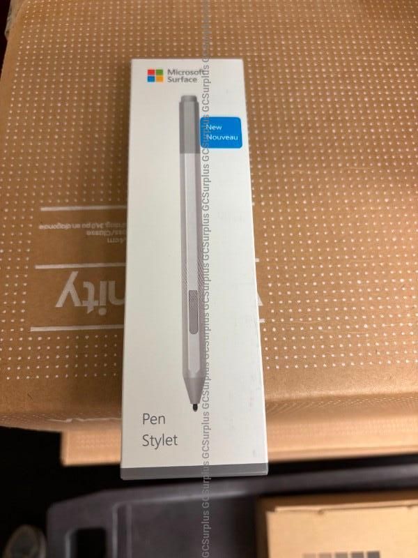 18 Microsoft Surface Pens