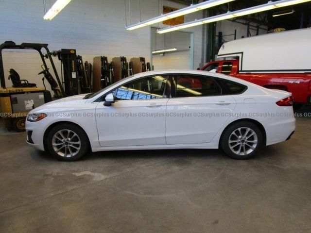 2020 Ford Fusion Hybrid SE