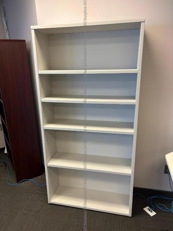 2 Bookshelves