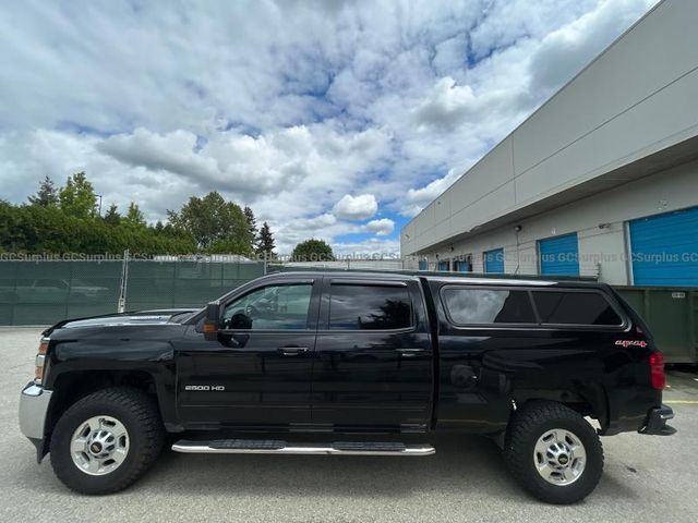 2015 Chevrolet Silverado 2500HD LT Crew Cab 4WD