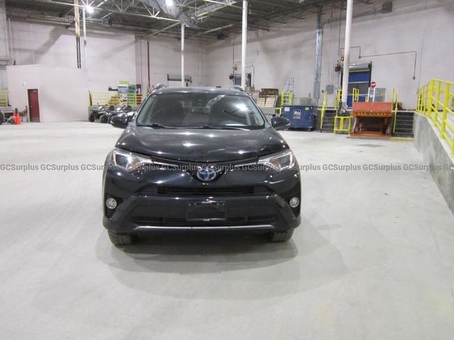 2018 Toyota RAV4 Hybrid LE