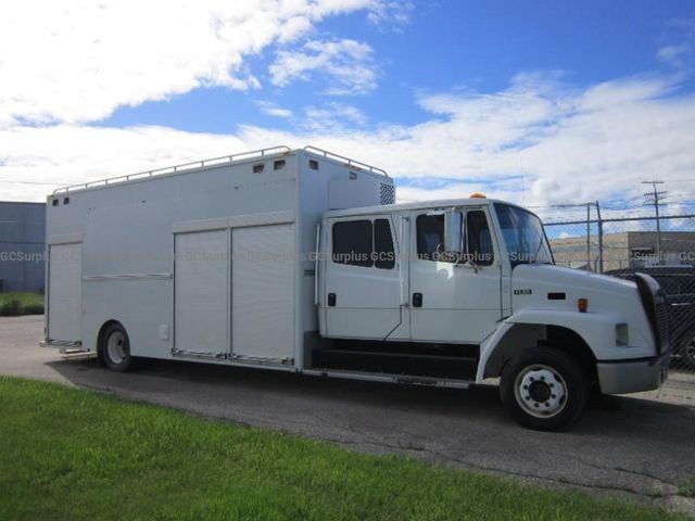2003 Freightliner Crew Cab and Chassis FL60