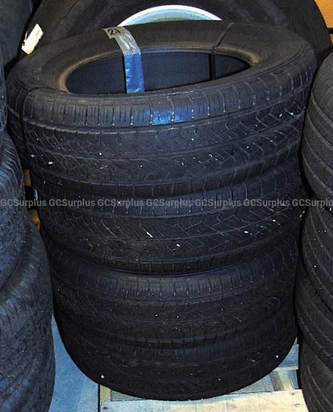 Set of 4 Yokohama AVID S33 Tires