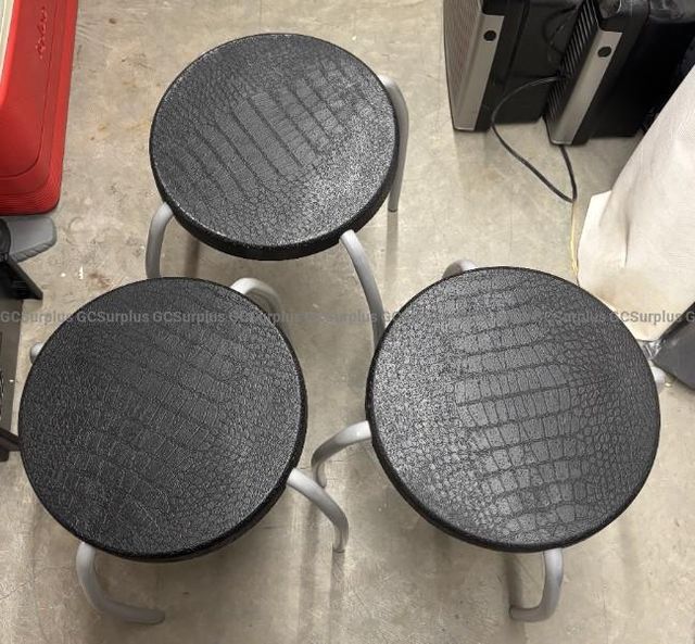 Plastic Folding Chairs and Plastic Stools - photo 1
