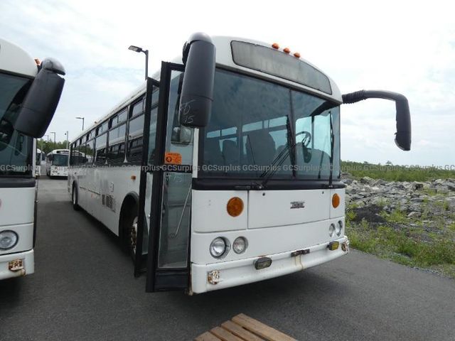 2011 Thomas 44 Pax. Bus