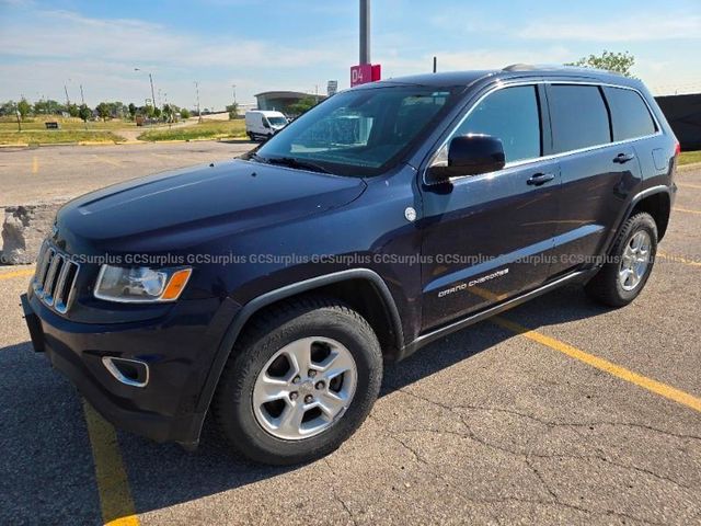 2015 Jeep Grand Cherokee Laredo 4WD - photo 1