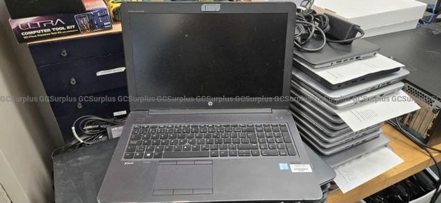 HP ZBook 15 G3 - Hard Drives Removed - photo 1