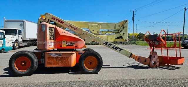 JLG E450 Articulating Electric Boom Lift - photo 1
