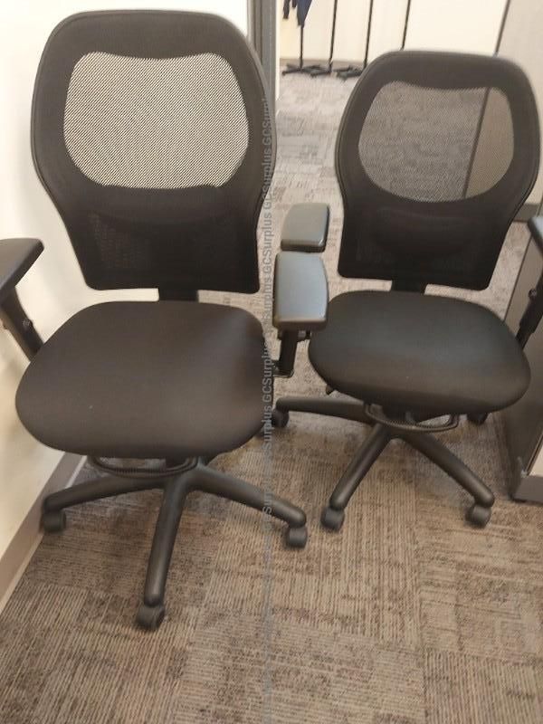 Office Chairs - photo 1