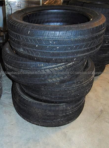 Set of 4 Michelin Primacy Tires - photo 1
