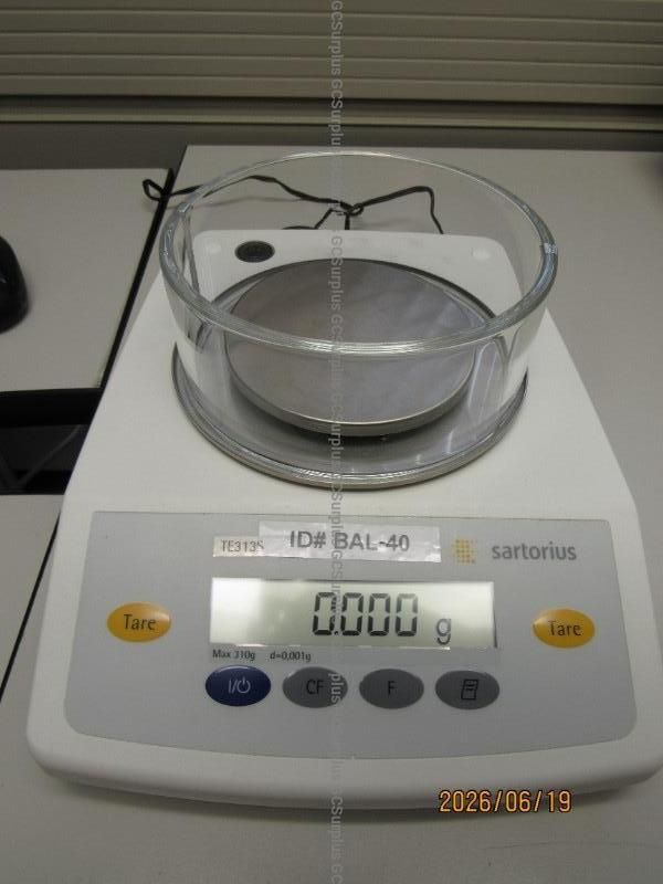 Sartorius Balance - photo 1