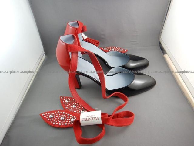Valentino Garavani Foliefoliage Tie-Fastening Pumps