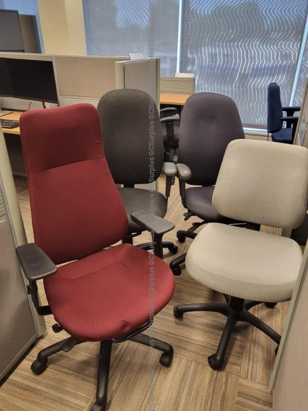13 Office Chairs - photo 1