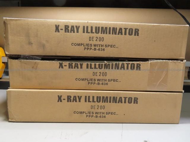 X-Ray Illuminators