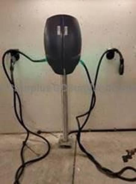 BusinessLine EV Charging Station - photo 1