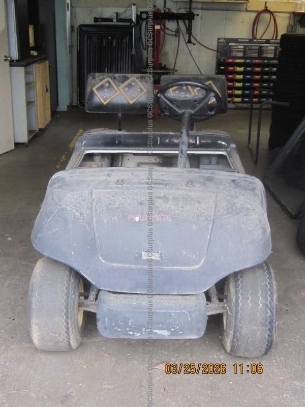 1998 Yamaha Golf Cart Frame/Chassis - Sold for Parts Only - photo 1