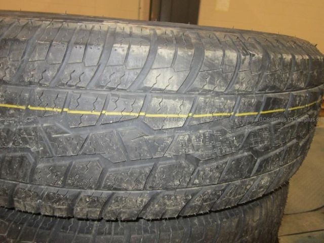 Set of 4 Maxxis 245/75R17 Tires