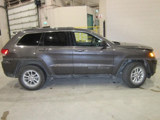 2020 Jeep Grand Cherokee Laredo 4WD