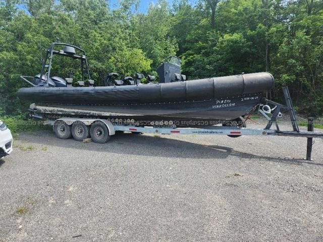2009 Kanter Yacht RHIB Boat with 2009 Crow 301 Trailer