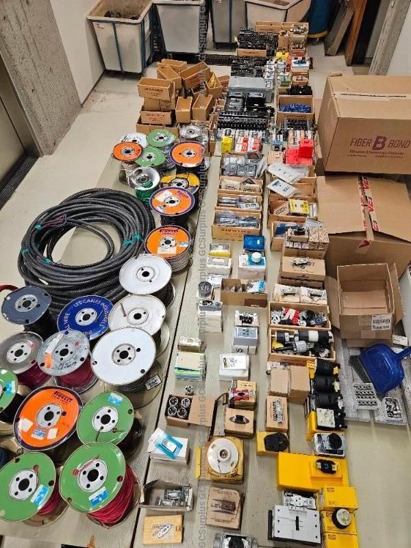 Lot of Assorted Electric Equipment