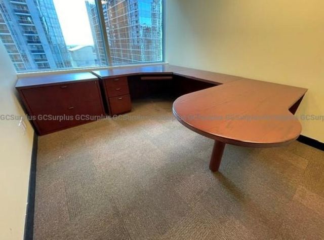 Executive Office Suite Set