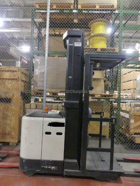 2006 Crown SP3410-30TT Order Picker