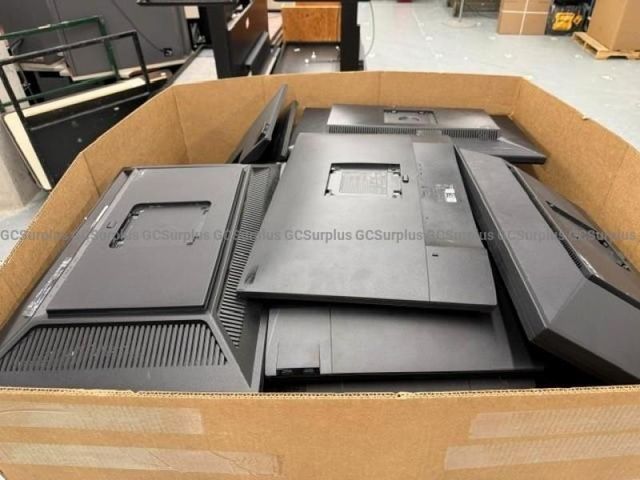 Lot of Monitors - Sold for Parts