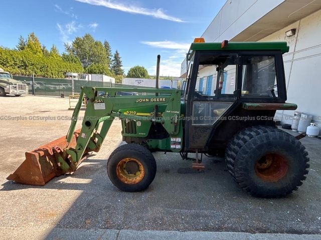 2000 John Deere 5310 Tractor
