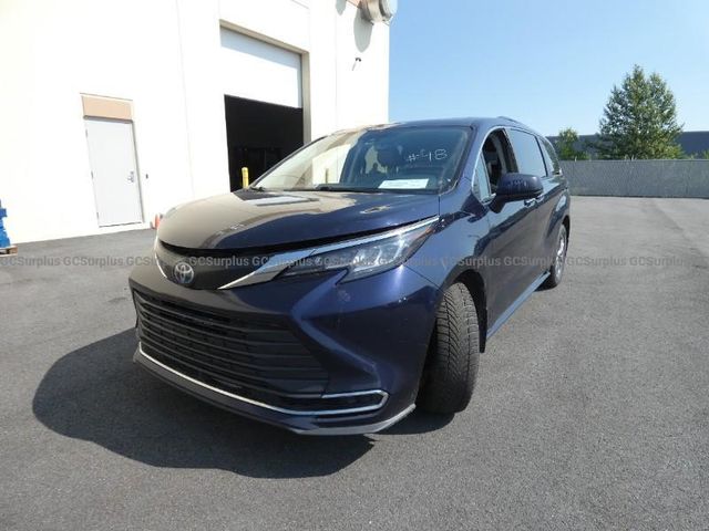 2022 Toyota Sienna XLE (255,431 km)