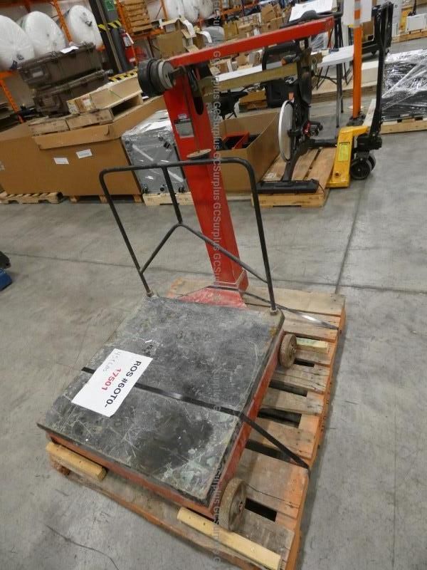 Stand-Up Industrial Scale