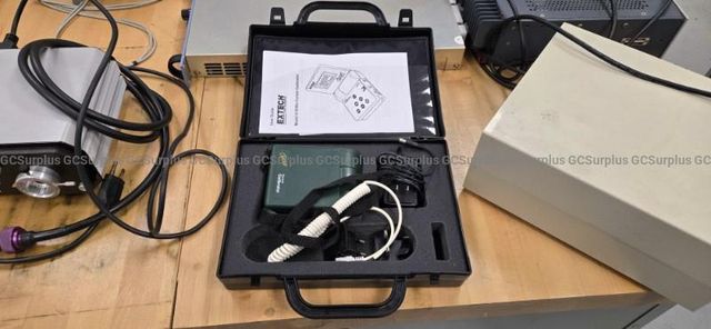 Extech 412300A Calibrator/Meter