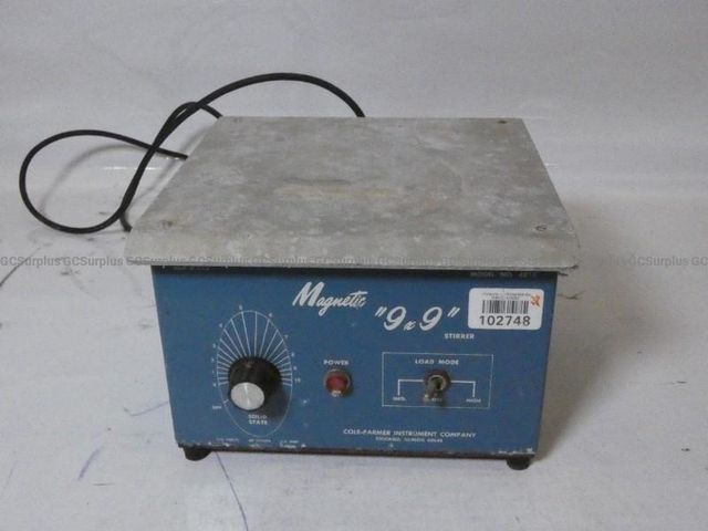 Cole-Parmer 4815 Magnetic "9x9" Stirrer