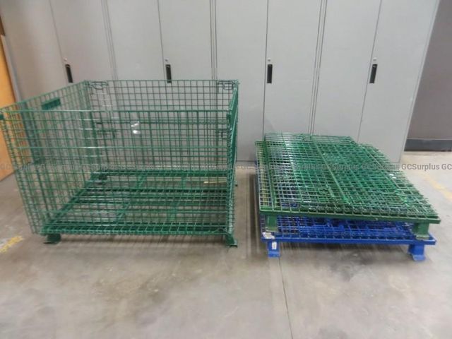 3 Collapsible Pallet Crates