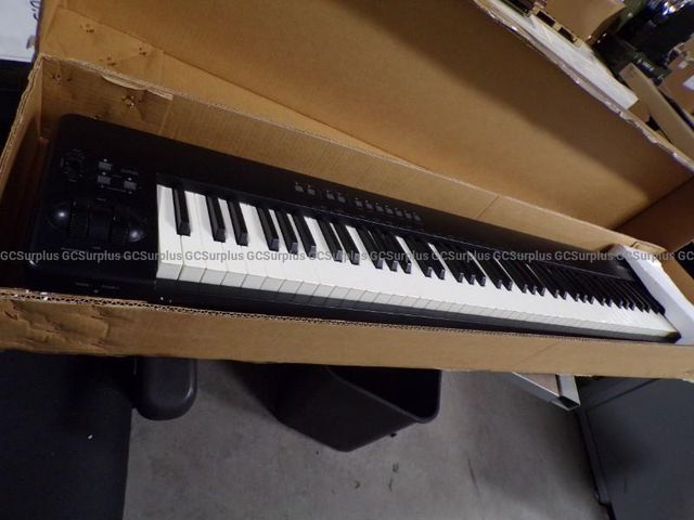 M-Audio ProKeys 88sx Performance Digital Piano