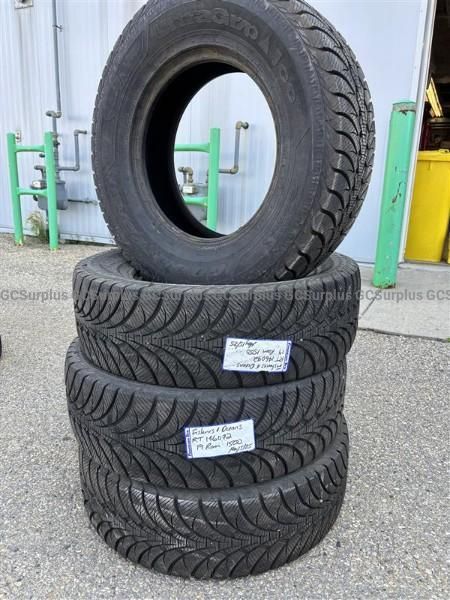 Goodyear UltraGrip Ice Tires - 265/70R17