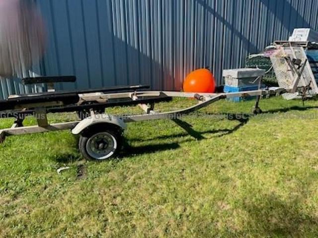 2009 ShoreLand'r Boat Trailer