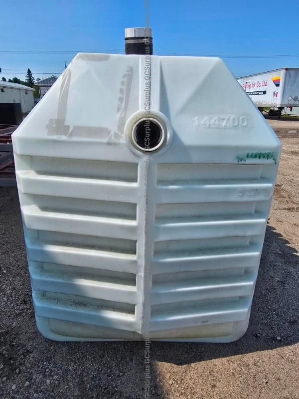 4,700-Litre Plastic Water Tank