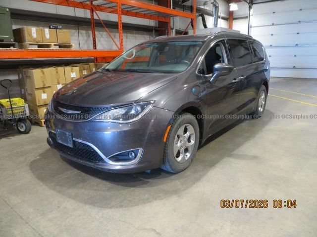 2020 Chrysler Pacifica Hybrid Touring