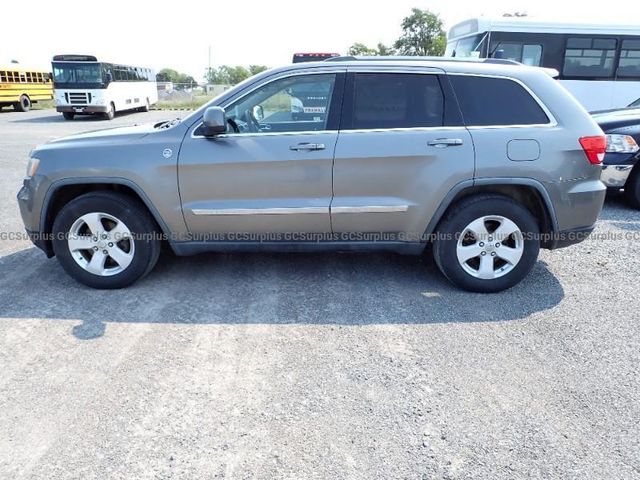 2011 Jeep Grand Cherokee Laredo 4WD