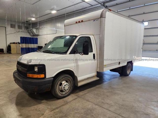 2007 Chevrolet Express 3500 Cutaway-Cube Truck
