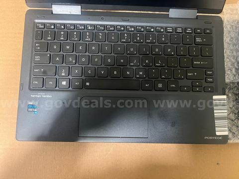A lot of 97 Dynabook laptops 11th Gen Intel Core i7 and Core i5 processors.