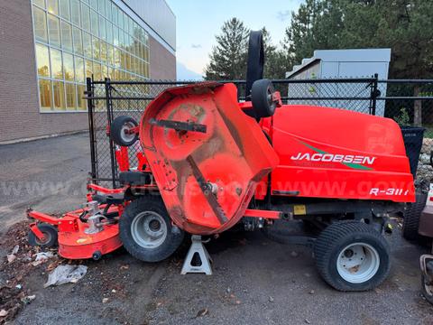 Jacobsen R-311T Diesel Wide Area Mower - 444 Hours - Runs - See Video
