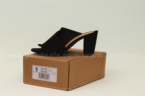 HUGE Lot of BRAND NEW Mixed Shoes