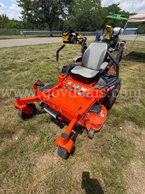 Kubota Z724x 48 inch cut zero turn mower 23.5hp Kawasaki engine in full working