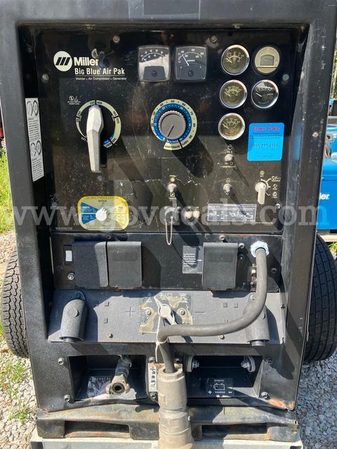 2013 Miller Big Blue 500 Pro Air Pak diesel welding machine with built in Air Co